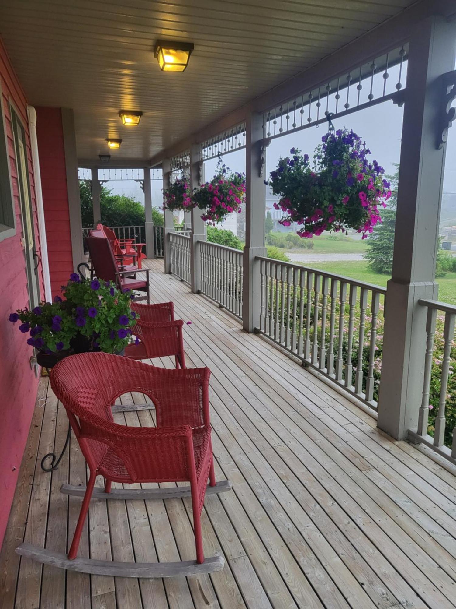 Cranberry Cove Inn Луисбърг Екстериор снимка