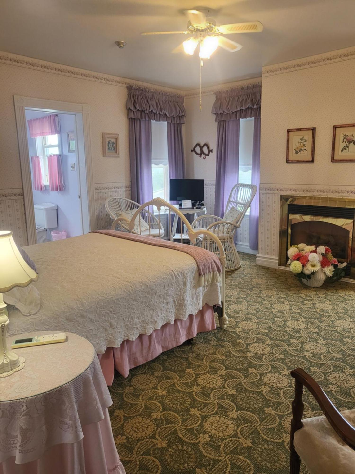Cranberry Cove Inn Луисбърг Екстериор снимка