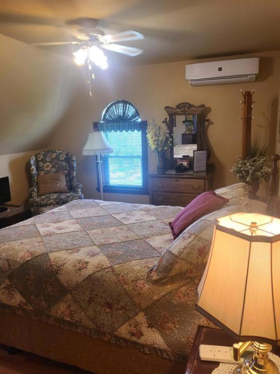 Cranberry Cove Inn Луисбърг Екстериор снимка